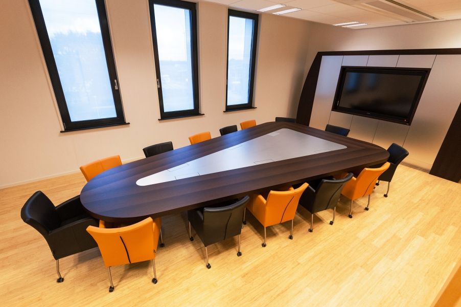 Ontwerp vergaderzaal Bakker Groep Coevorden